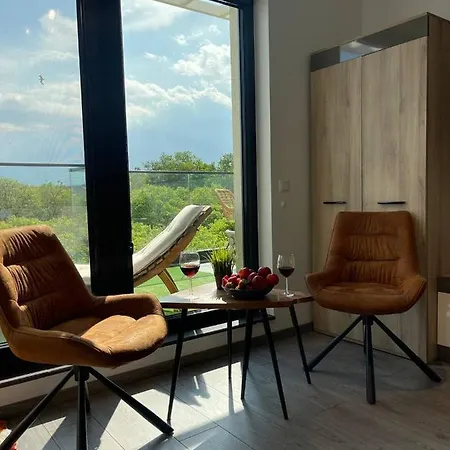 Апартаменты Panoramic In With Underground Parking *