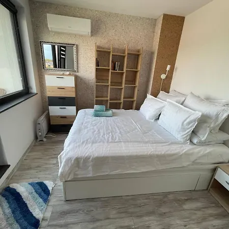 Panoramic In With Underground Parking Апартаменты