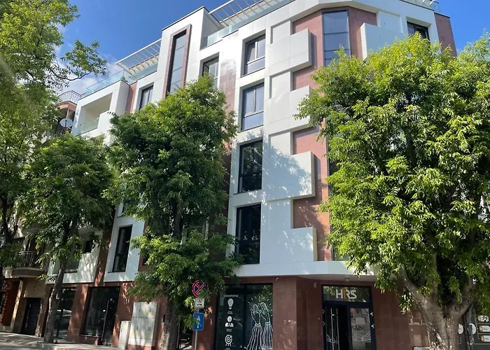 Panoramic In With Underground Parking Apartment