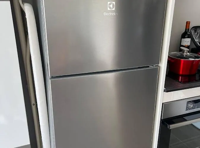 Panoramic In With Underground Parking *